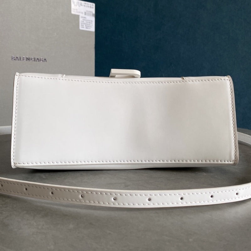 Bolso pequeño con asa superior en piel de cocodrilo Hourglass, color blanco