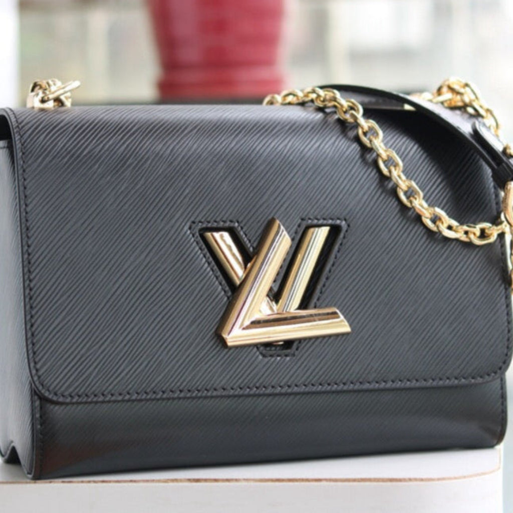 Twist Handbag With Chain Black