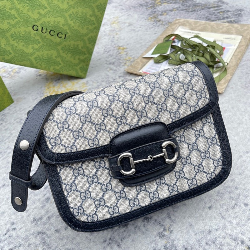 Bolso de hombro Horsebit 1955 de lona negra