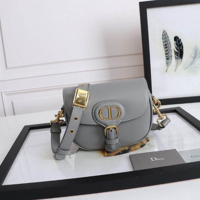 Bobby Handtasche, mittelgroß, Grau