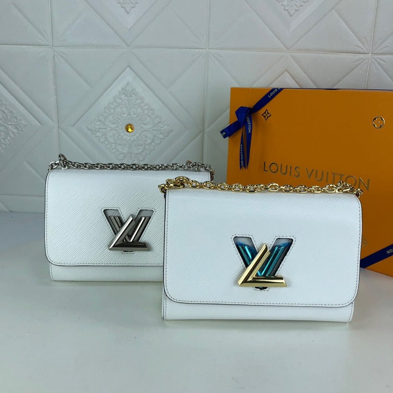 Bolso Twist con cadena color blanco