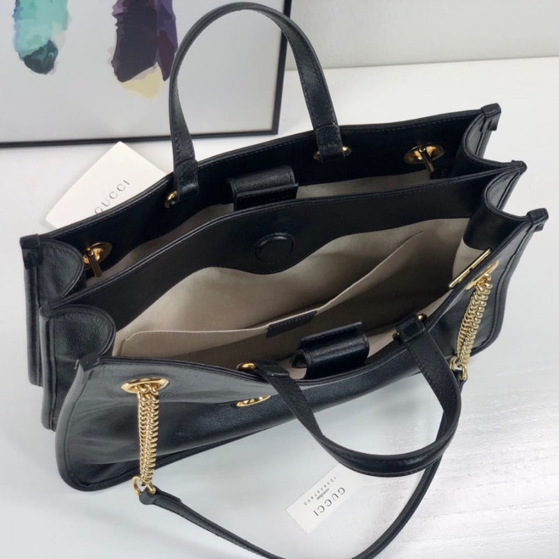 Bolsa de mano Horsebit negra