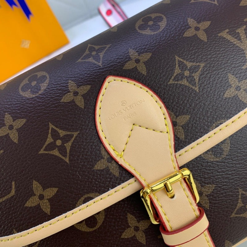 Bolso de hombro Diane Lona