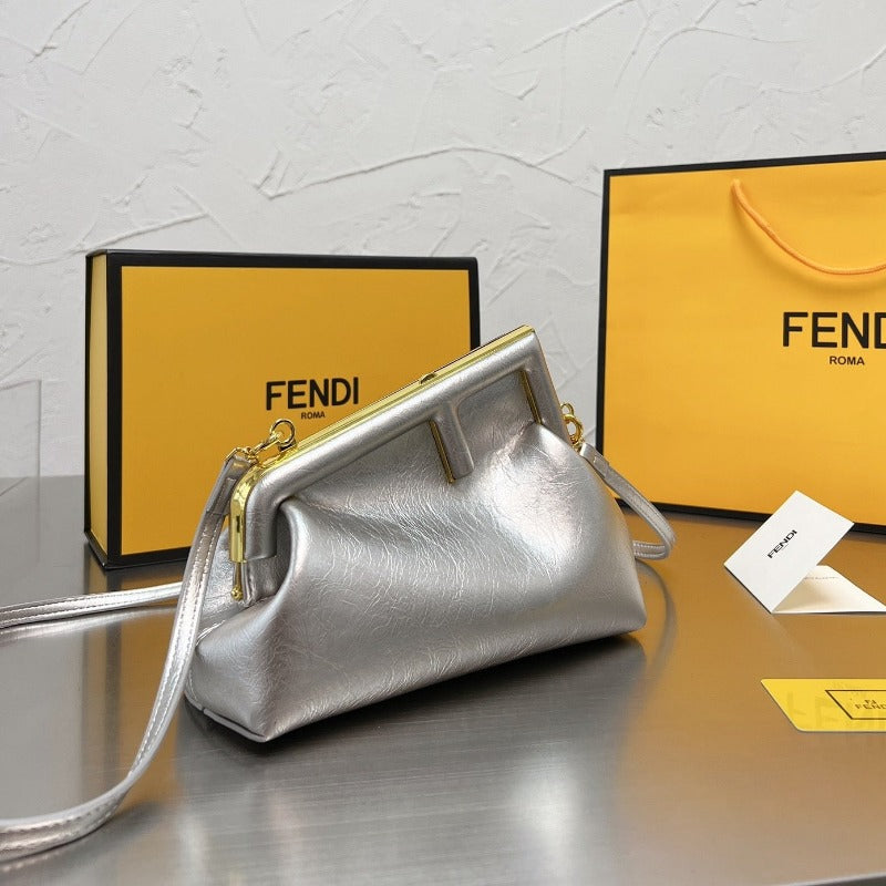 Primer Bolso Pequeño Plata