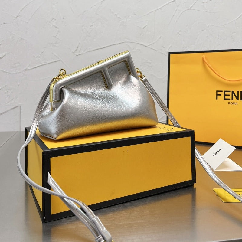 Primer Bolso Pequeño Plata