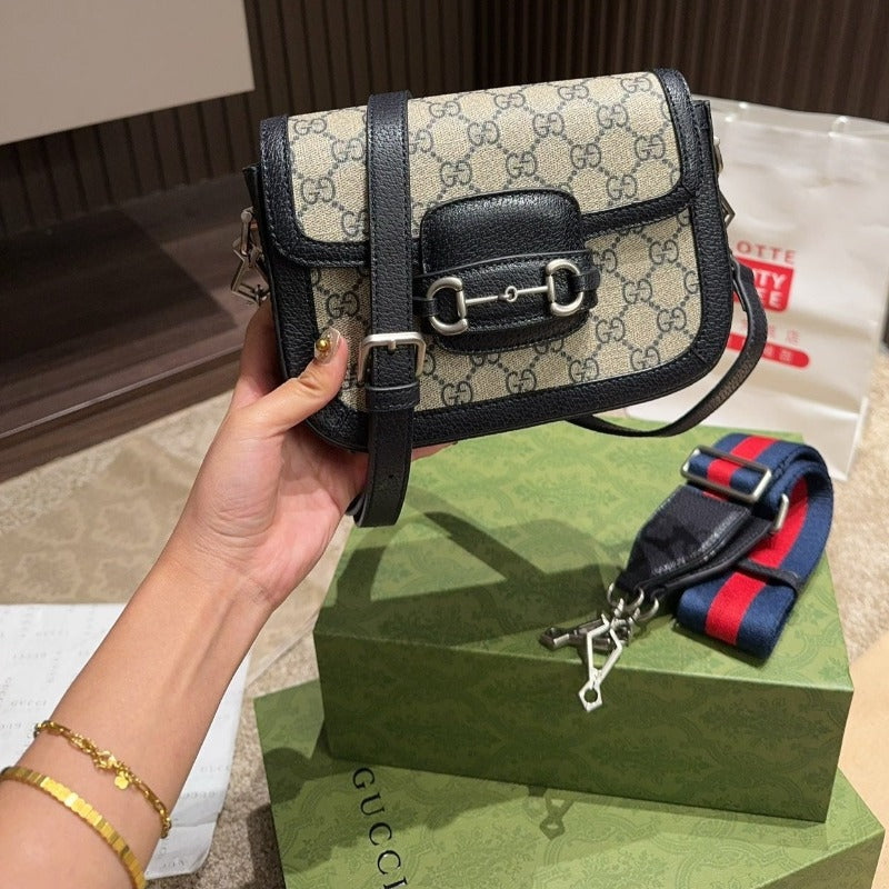 Bolso de hombro Horsebit 1955 de lona negra