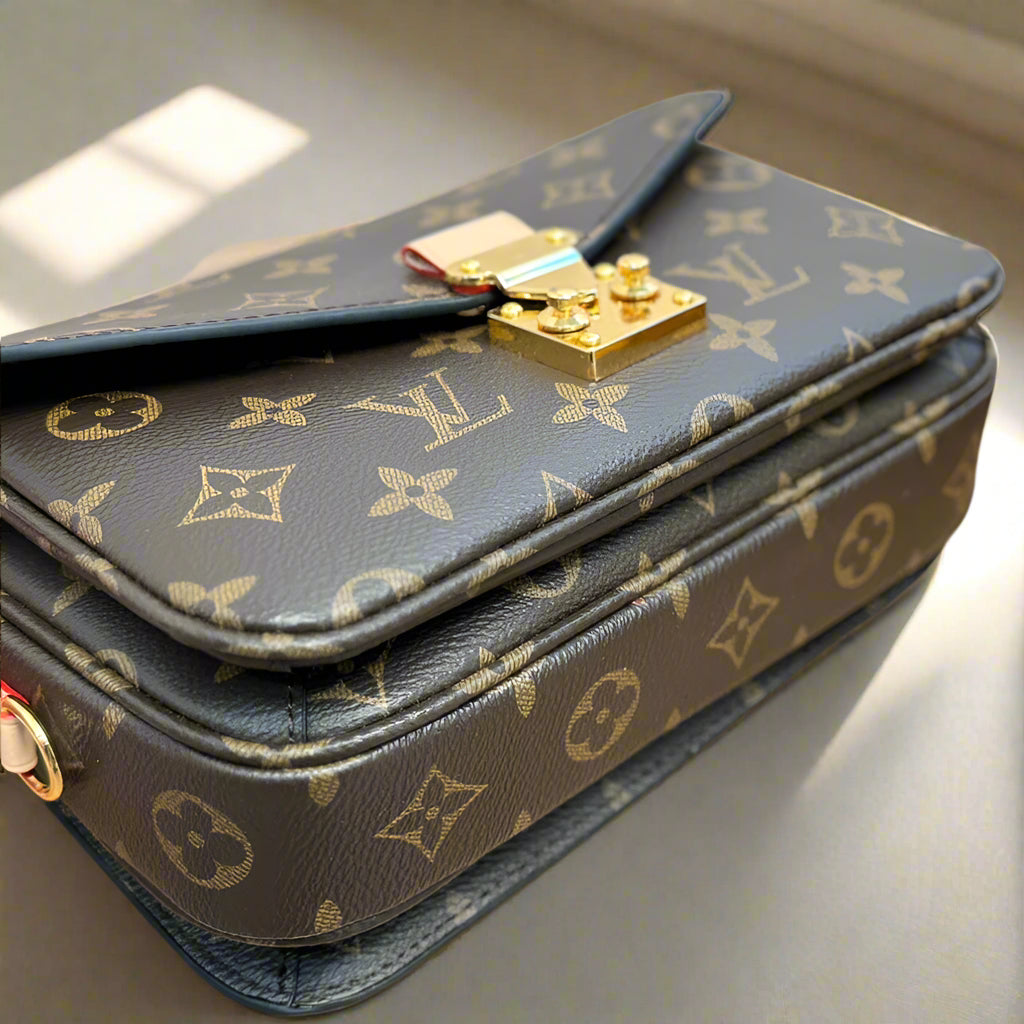 Pochette Metis East West Bag Monogram Brown New