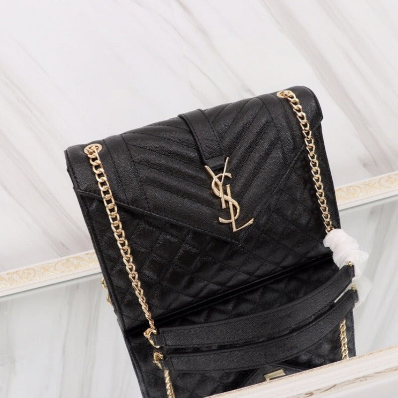 Envelope Chain Bag Black