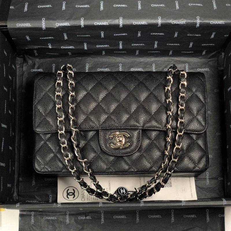 Caviar Jumbo Shoulder Bag Black 25