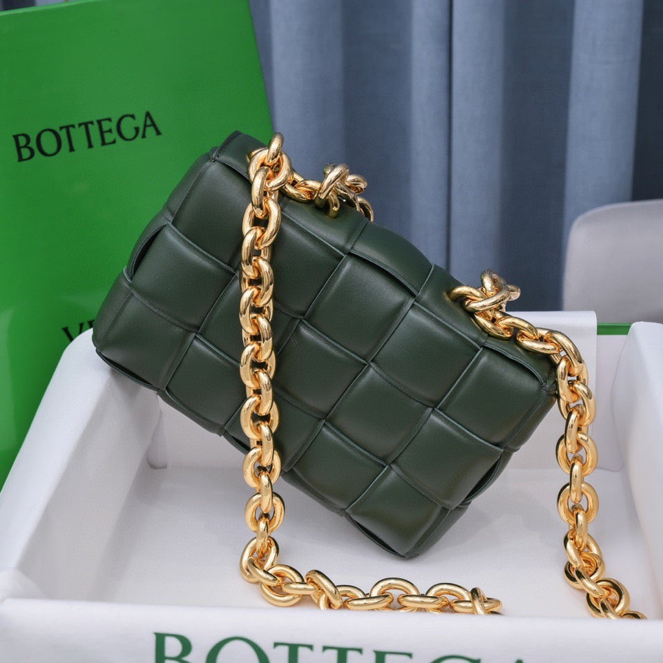 Cassette Shoulder Chain Bag Dark Green