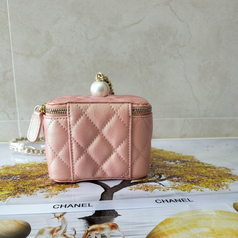 Iridescent Caviar Quilted Pearl Mini Vanity Case With Chain Light Pink