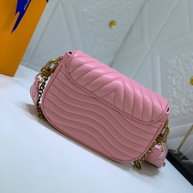 Wave Multi Pochette Bag Pink