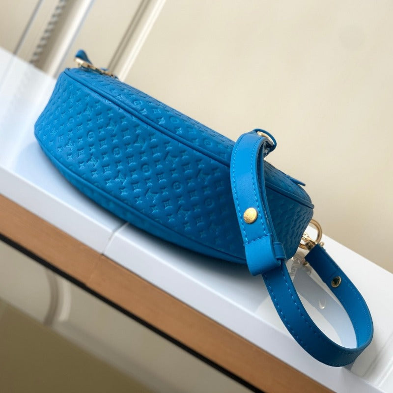 Loop Hobo Bag Blue