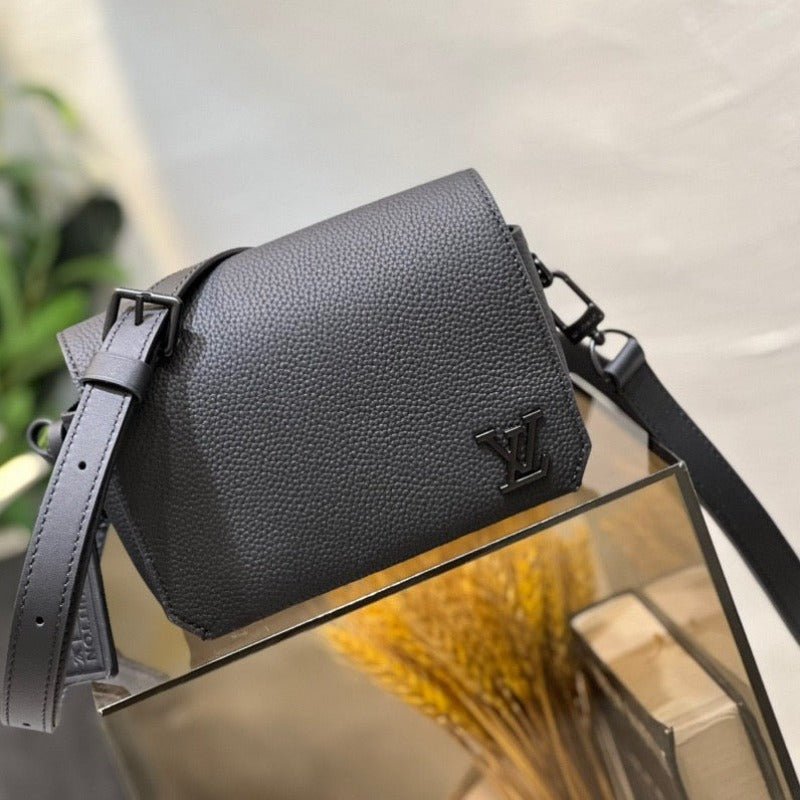 Messenger Bag Black