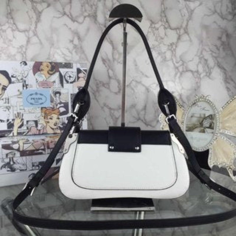 Sidonie Shoulder Bag Black/White New