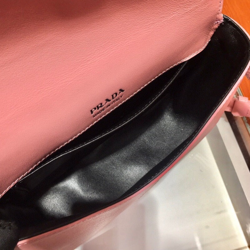 Saffiano Identity Shoulder Bag Pink