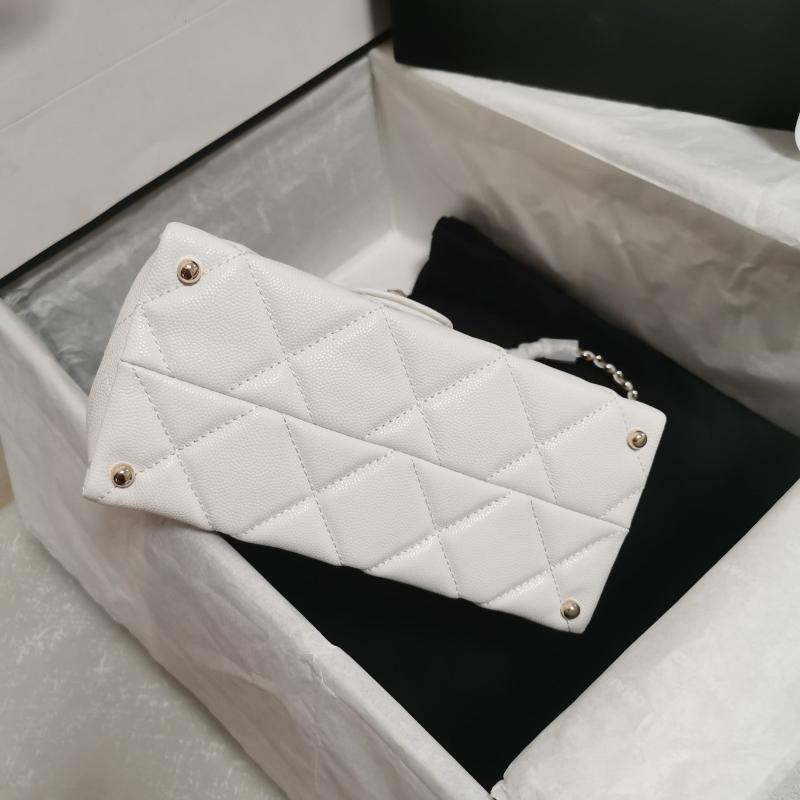 Kelly With Top Handle Bag White