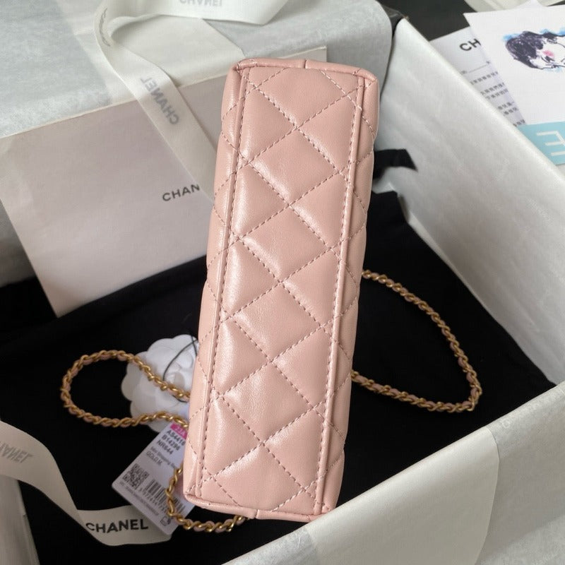 Mini Kelly Chain Bag aus Lammleder Hellrosa