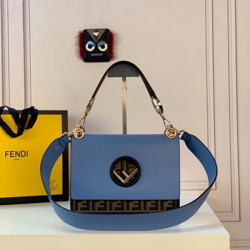 Kan Shoulder Bag Blue