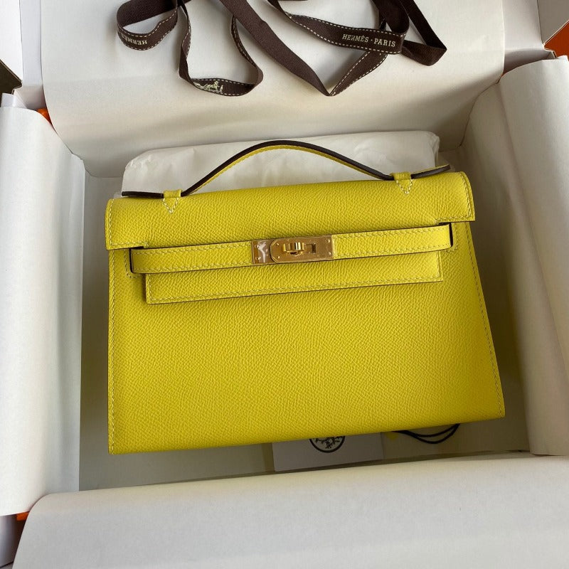 Kelly Pochette Handbag Yellow