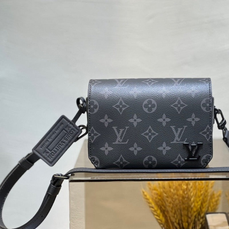 Messenger Bag Monogram Grey