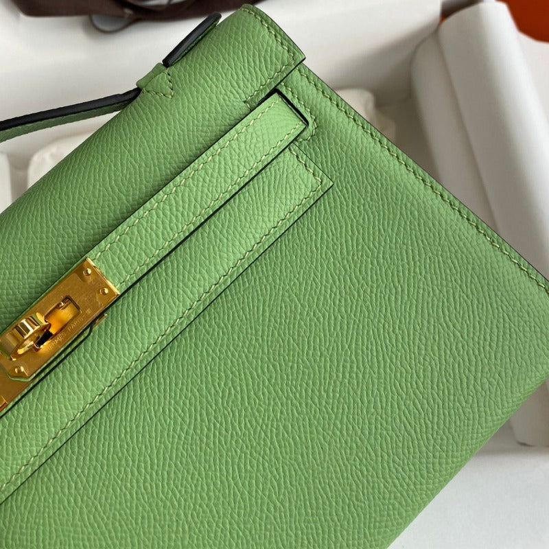 Kelly Pochette Handbag Green