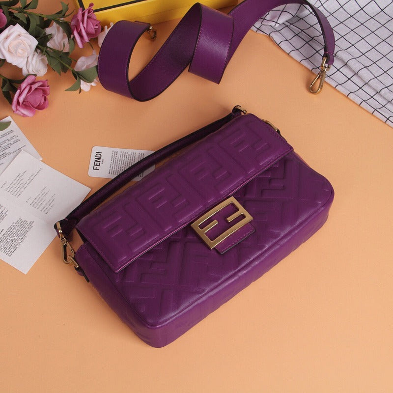 Baguette Nappa Shoulder Bag Lilac