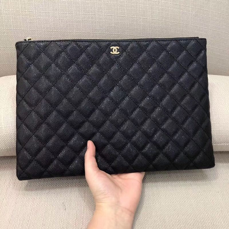 Zeitlose, klassische Clutch in Schwarz 