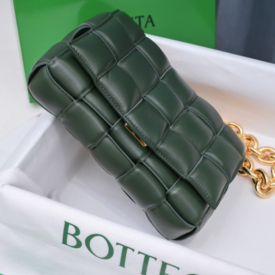 Cassette Shoulder Chain Bag Dark Green