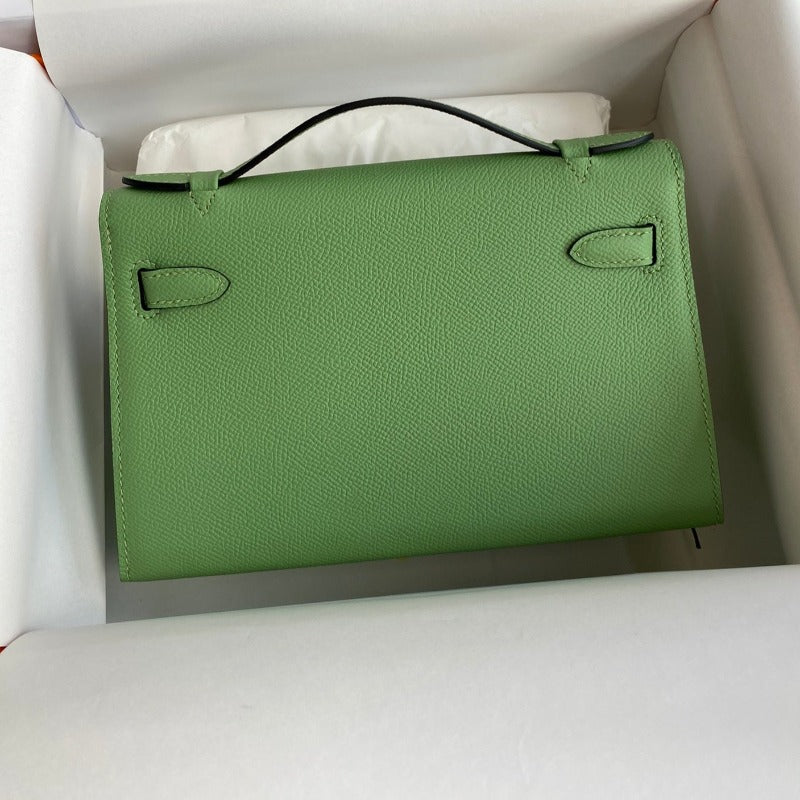 Kelly Pochette Handbag Green