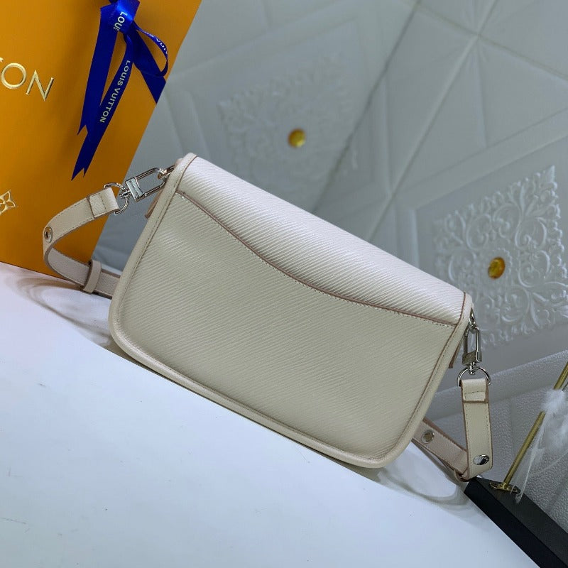 Buci Shoulder Bag Milk Beige