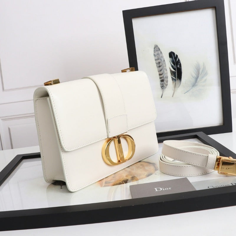 Montaigne Handbag White