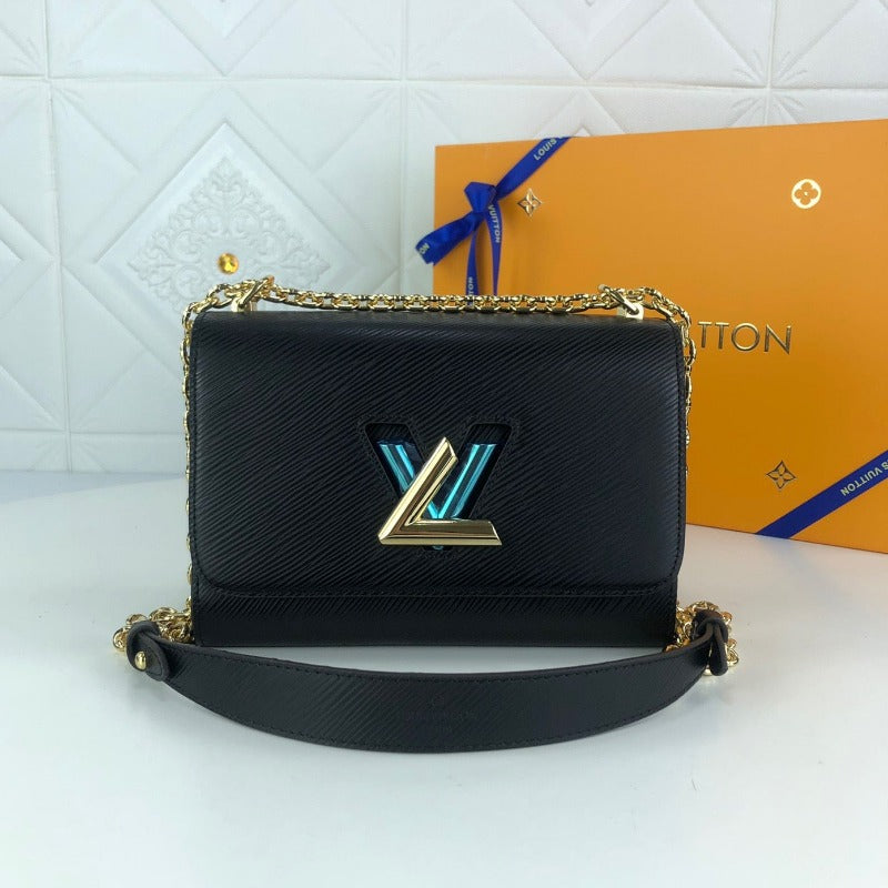 Twist Handbag With Chain Black