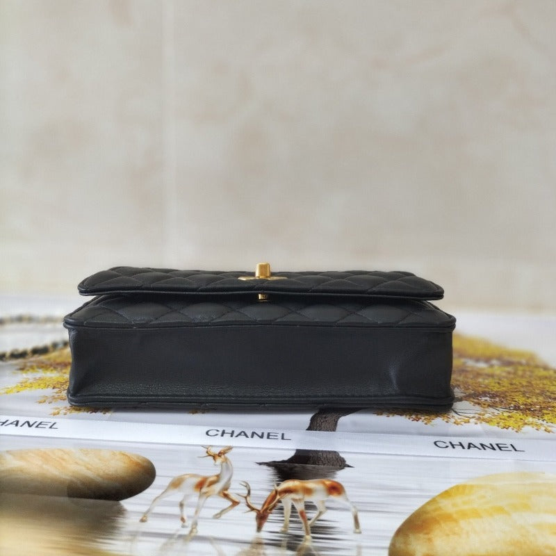 Classic Clutch Bag On Chain Black