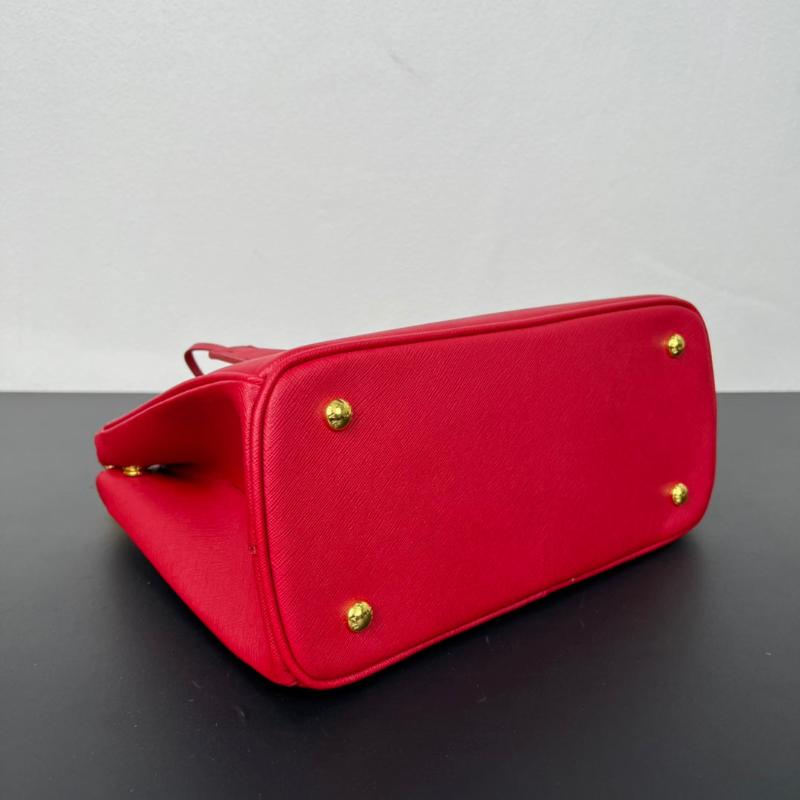 Galleria Saffiano Leather Bag Red