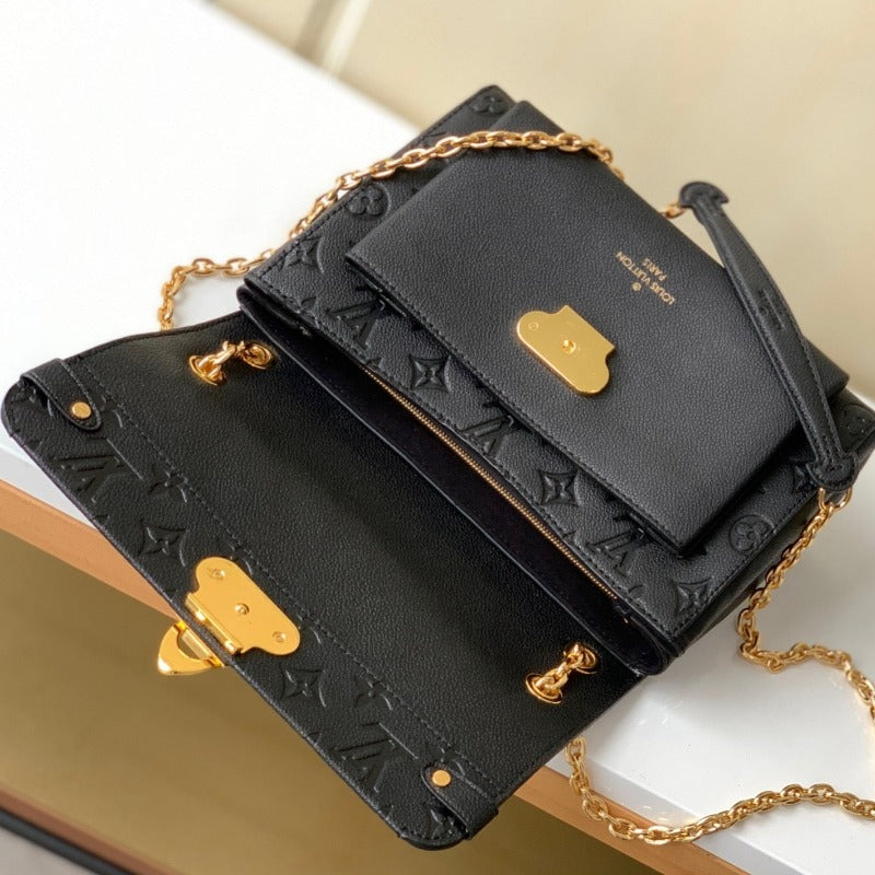 Vavin Chain Bag Black