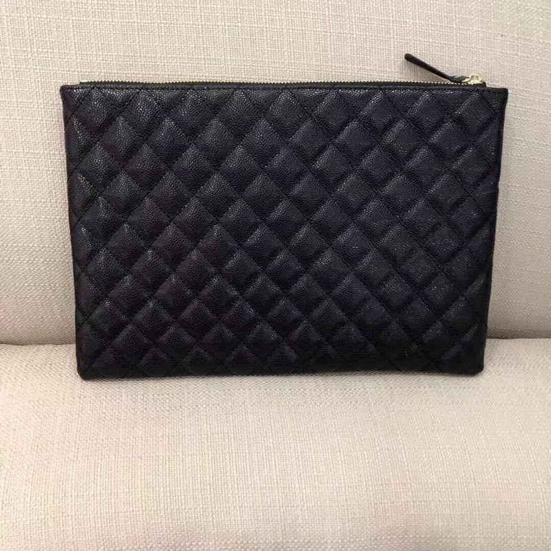 Zeitlose, klassische Clutch in Schwarz 