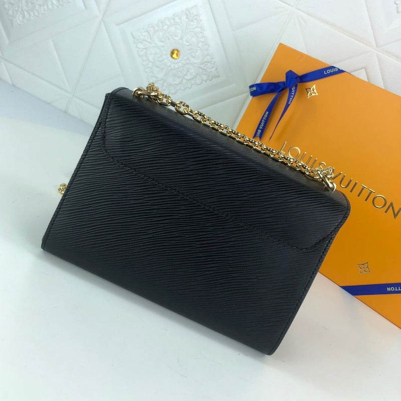 Twist Handbag With Chain Black