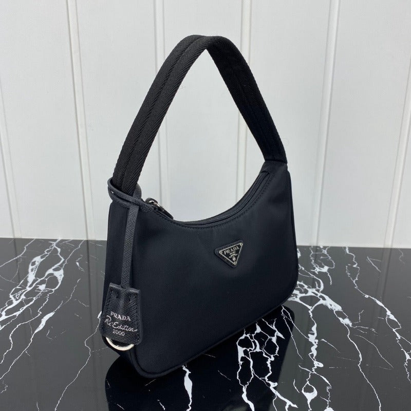 Vintage Nylon Hobo Bag Black