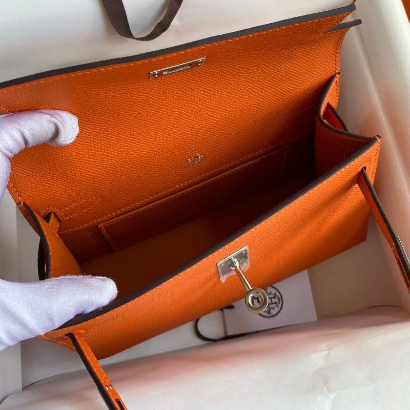 Kelly Pochette Handbag Orange