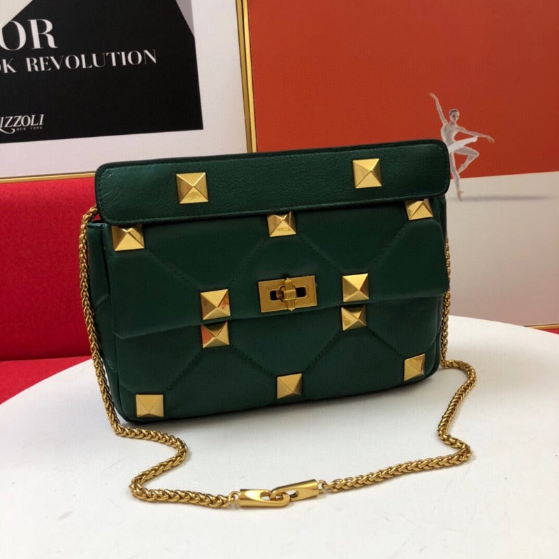 Rivet Shoulder Purses Bag With Chain Green