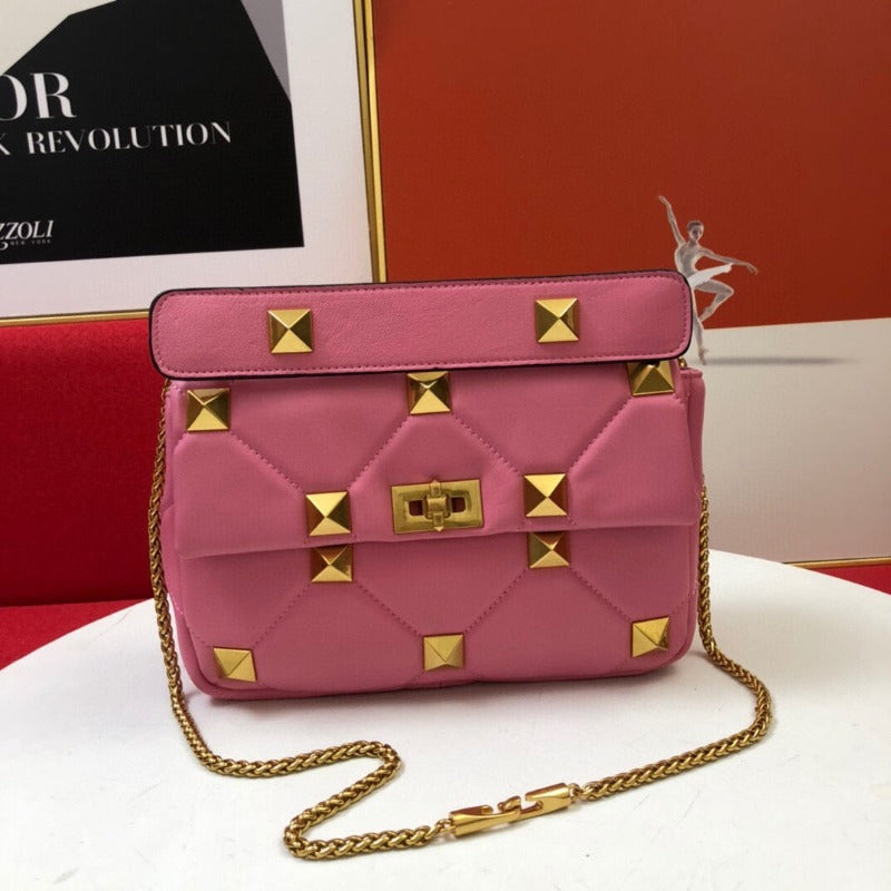 Rivet Shoulder Purses Bag With Chain Pink