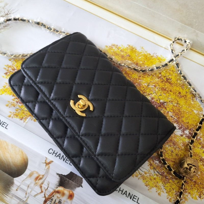 Classic Clutch Bag On Chain Black