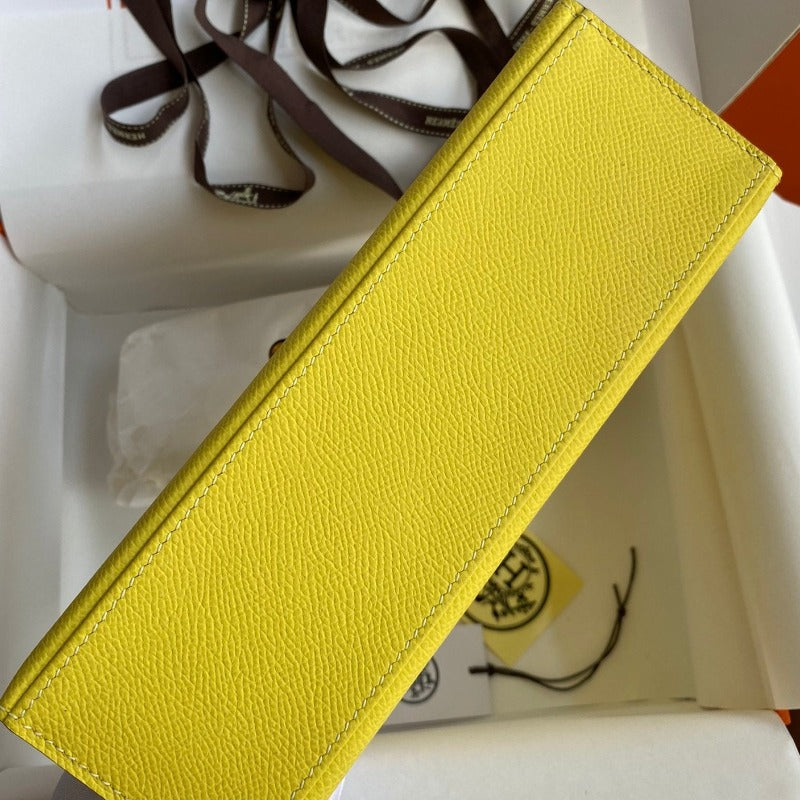 Kelly Pochette Handbag Yellow