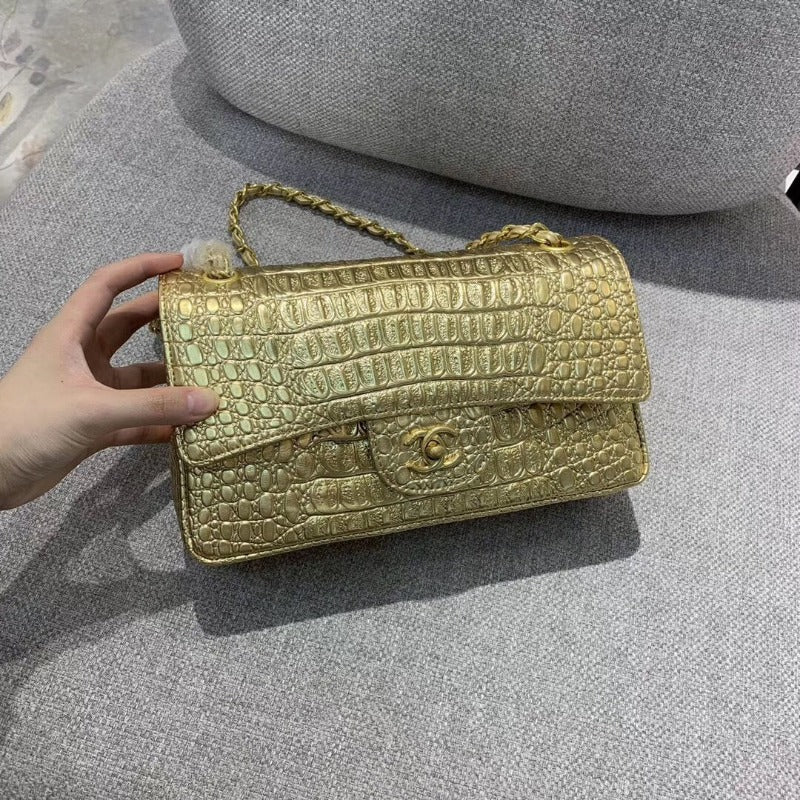 Bolso Clásico Doble Solapa Dorado 25 