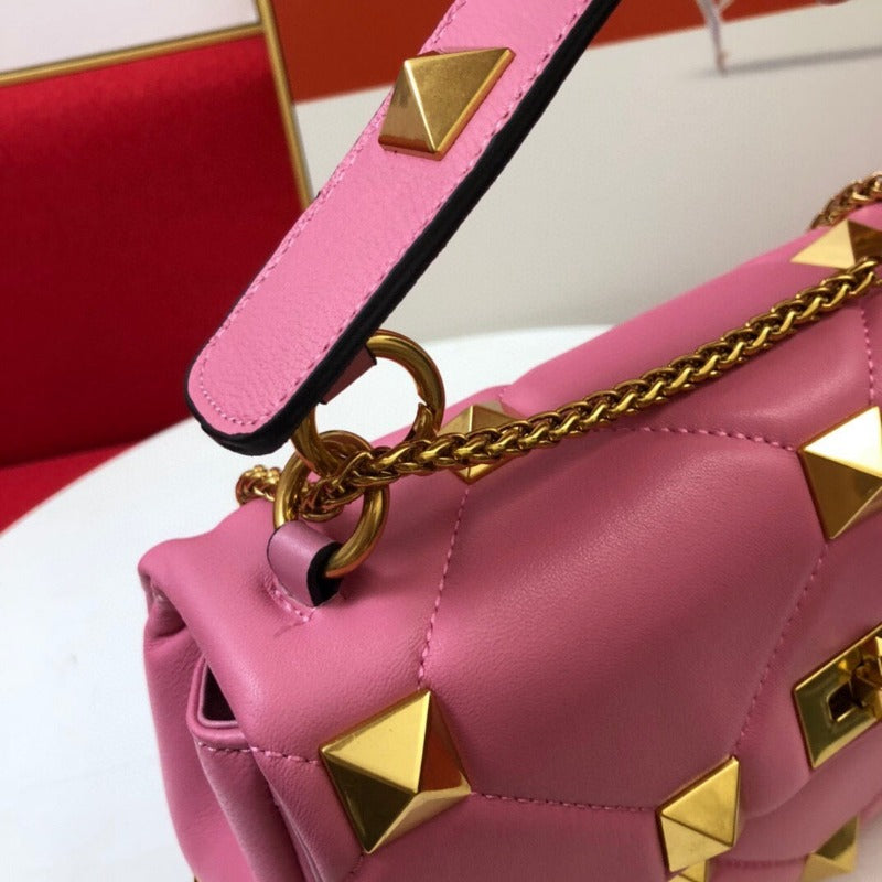 Rivet Shoulder Purses Bag With Chain Pink