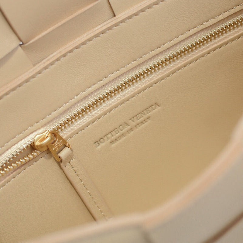 Cassette Shoulder Bag Beige