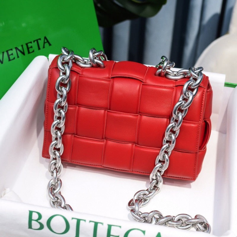 Cassette Shoulder Chain Bag Red