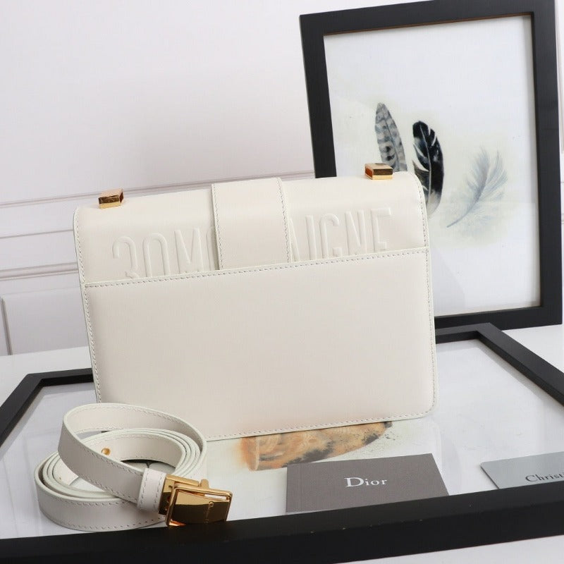 Montaigne Handbag White