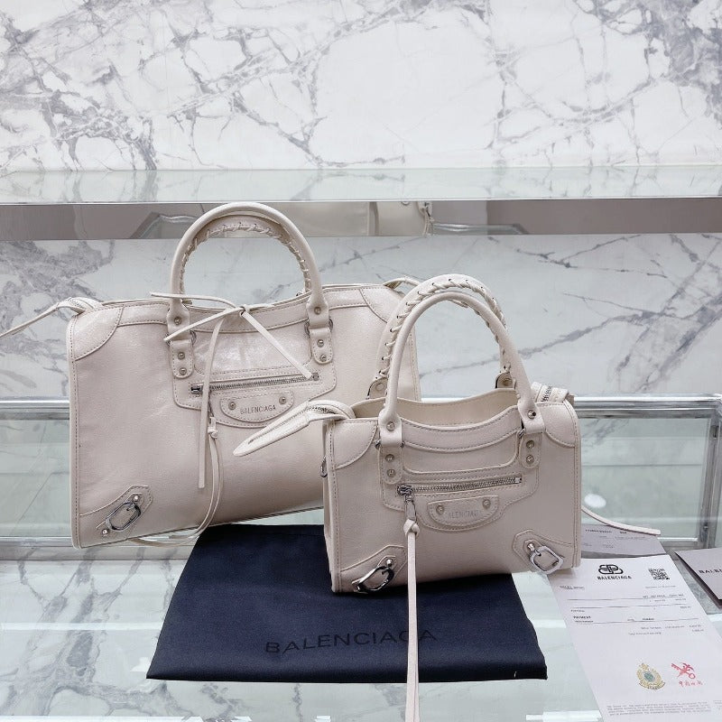 Classic City Handbag White